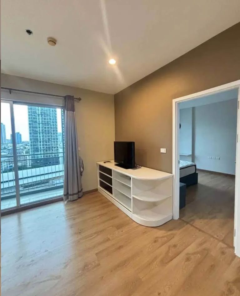 Hive Sathorn BTS Krung Thon Buri big 1 bed 49 sqm 18,000/month - photo 3