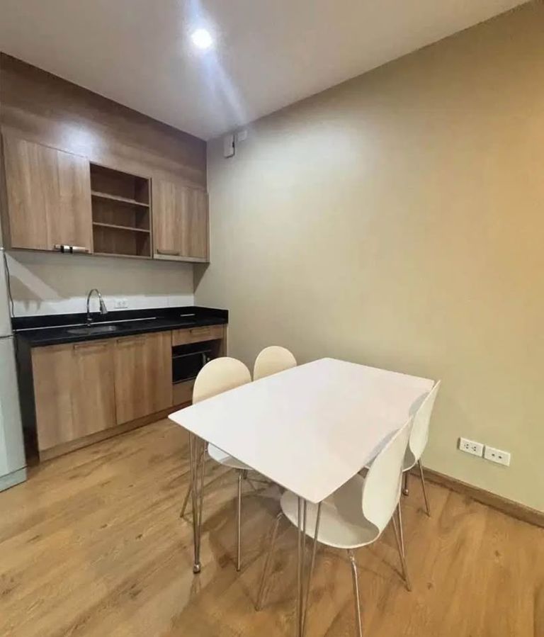Hive Sathorn BTS Krung Thon Buri big 1 bed 49 sqm 18,000/month - photo 6