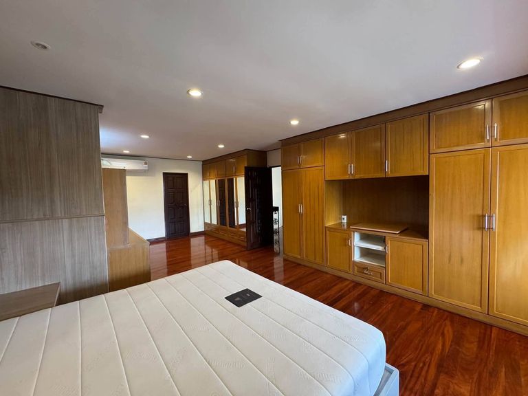 A pet-friendly detached house for lease in Panya Village, Pattanakarn 30. - photo 16