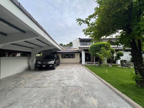 A pet-friendly detached house for lease in Panya Village, Pattanakarn 30. - 4