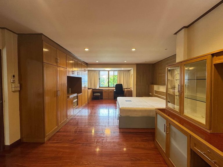 A pet-friendly detached house for lease in Panya Village, Pattanakarn 30. - photo 11
