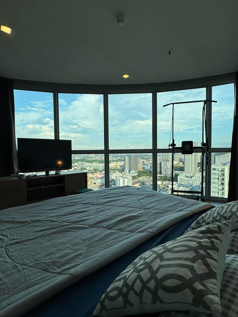 For Rent: Skywalk Residences Sukhumvit 69 Corner Unit on 31st Floor Next to BTS Phra Khanong - photo 8