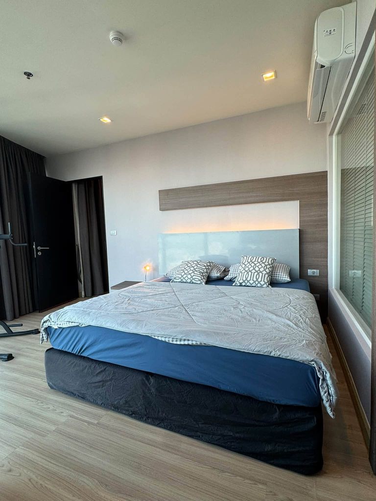 For Rent: Skywalk Residences Sukhumvit 69 Corner Unit on 31st Floor Next to BTS Phra Khanong - photo 9